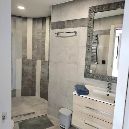 Apartment Spectrum Elegance 1 Bedroom City Center With Season Pool Torremolinos